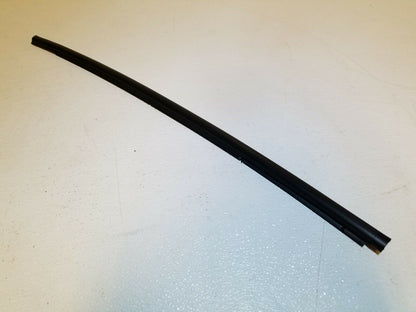 12 13 14 15 16 Hyundai Veloster Rear Passenger Door Window Belt Seal Molding OEM