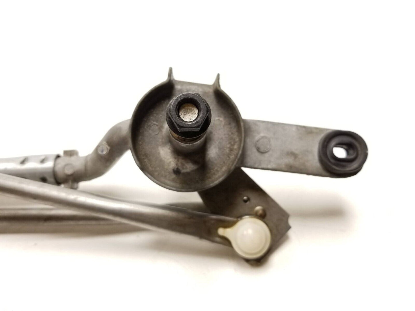 18 19 20 21 Chevrolet Equinox Windshield Wiper Motor W/ Linkage OEM