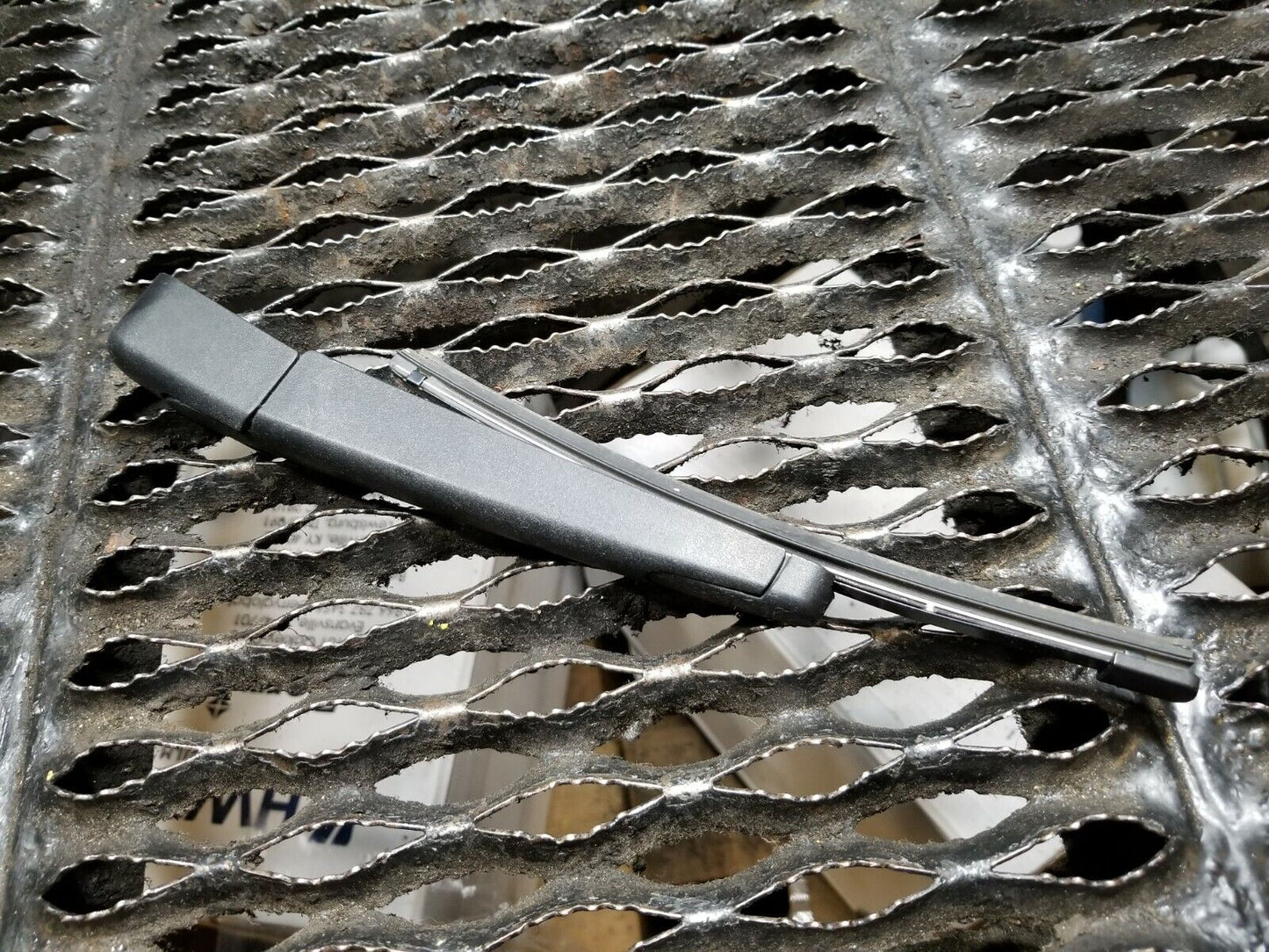 12 13 14 15 16 Hyundai Veloster Rear Wiper Arm OEM