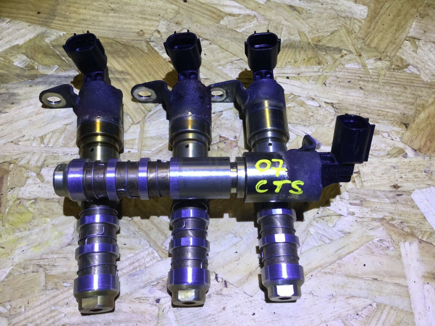 05 06 07 Cadillac CTS 2.8l Camshaft Solenoid Adjuster 4pcs OEM