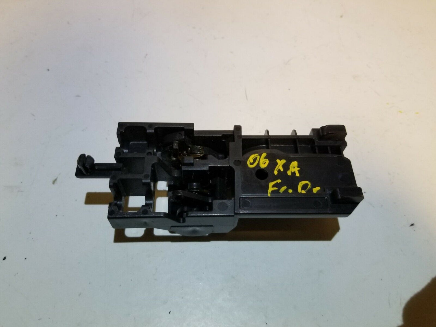 04 05 06 Scion Xa Front Left Driver Side Interior Door Handle OEM