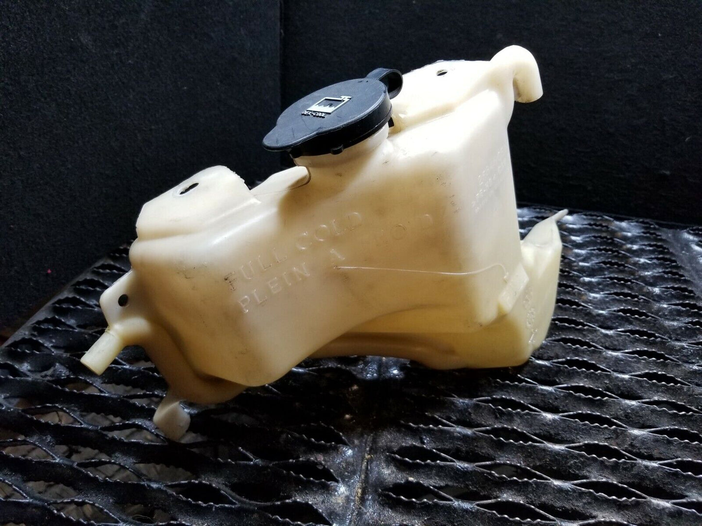 07 08 09 10 11 12 GMC Acadia Coolant Bottle Recovery Tank Reservoir OEM