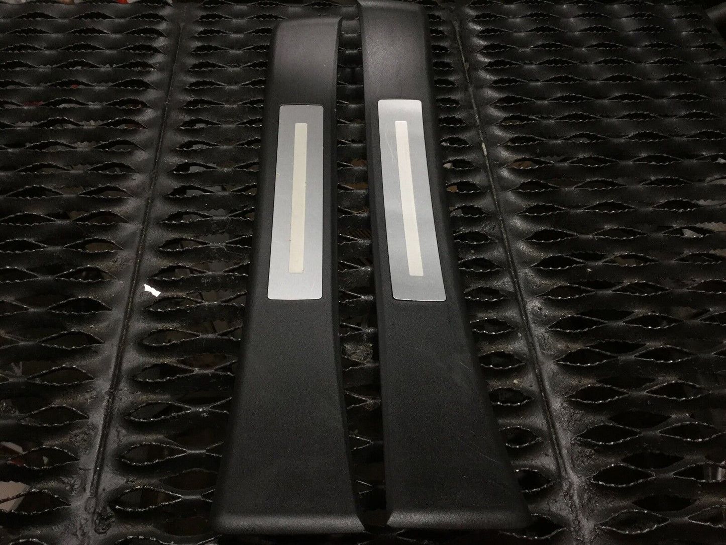 05 06 07 08 Audi A4 Rear Door Sill Trim Left & Right Pair OEM