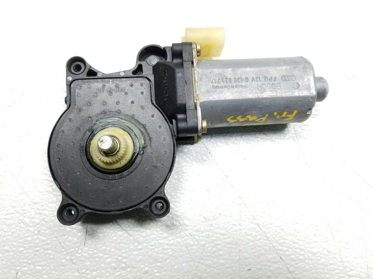 01 02 03 04 05 BMW E46 Sdn Front Right Pass Door Window Regulator Motor OEM