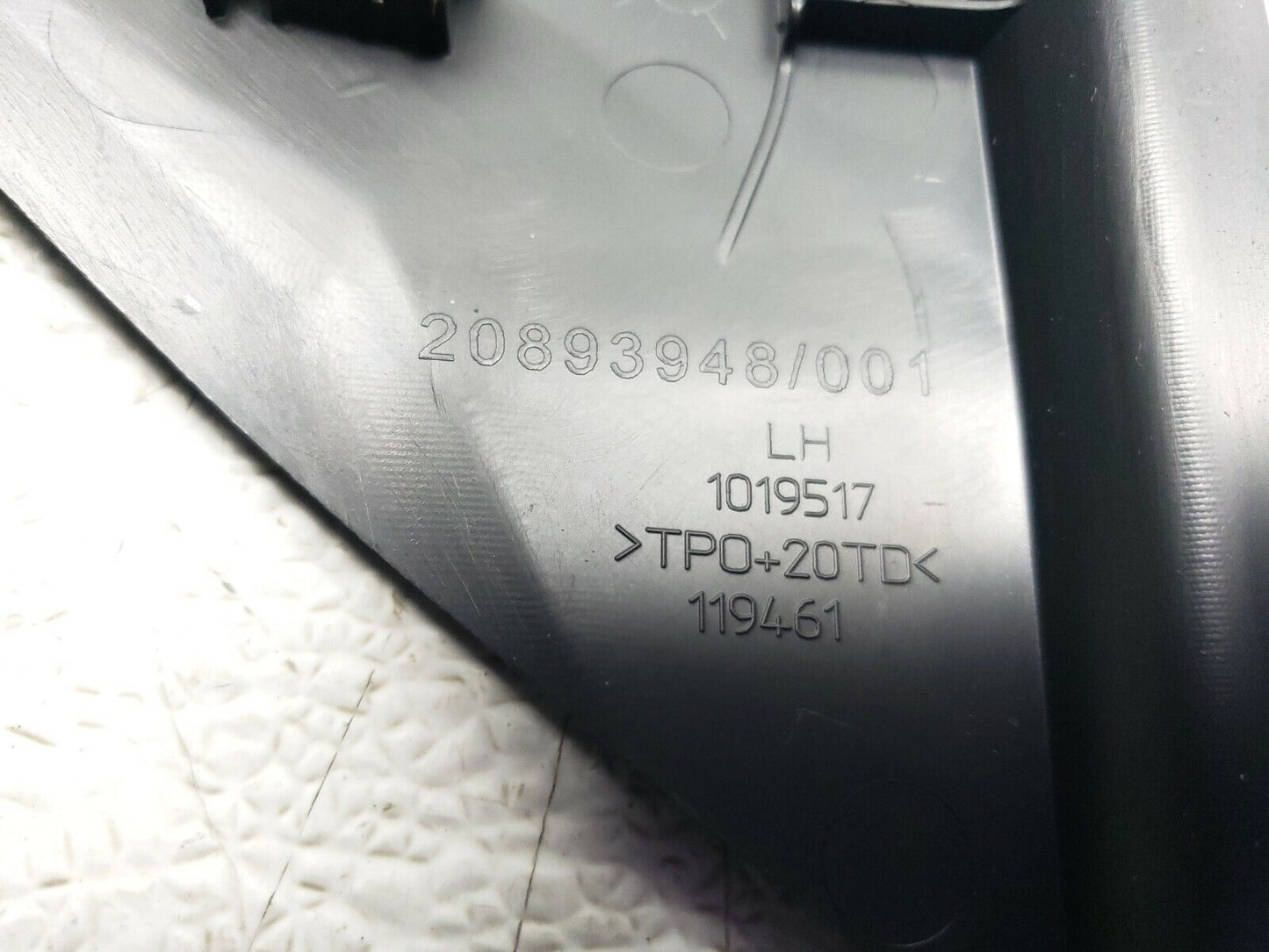 14 15 16 17 GMC Terrain Dash End Cap Cover Left Driver Side OEM 14k Miles