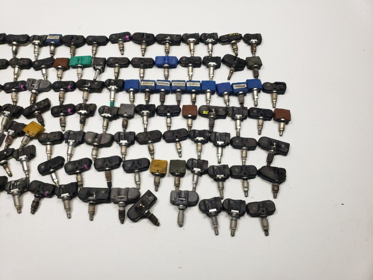 Different Car Brands Tpms Sensor Tire Pressure Monitor System 285pcs