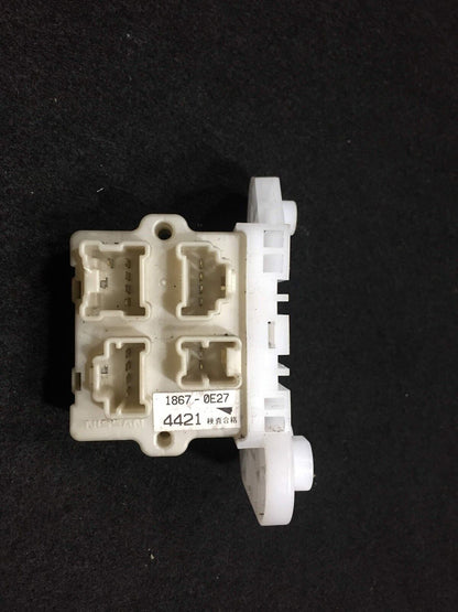 08 09 10 11 12 Nissan Altima Coupe Front Right Pass Dash Fuse Box OEM