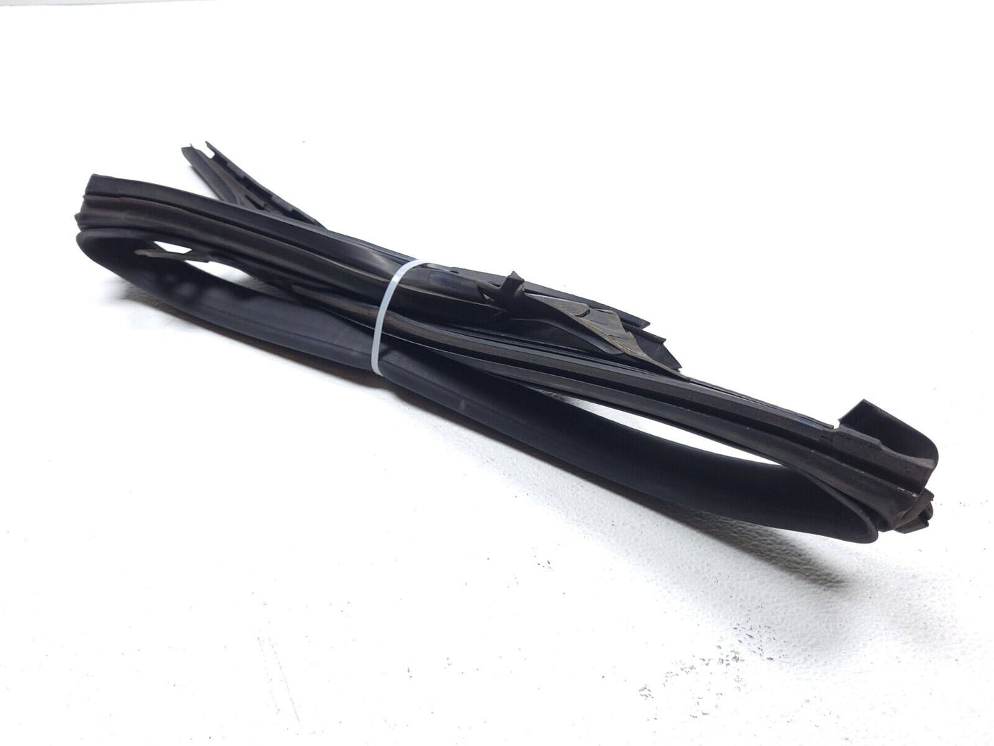 12 13 14 15 16 17 Audi A7 Door Weatherstrip Seal Rear Left Driver Side OEM