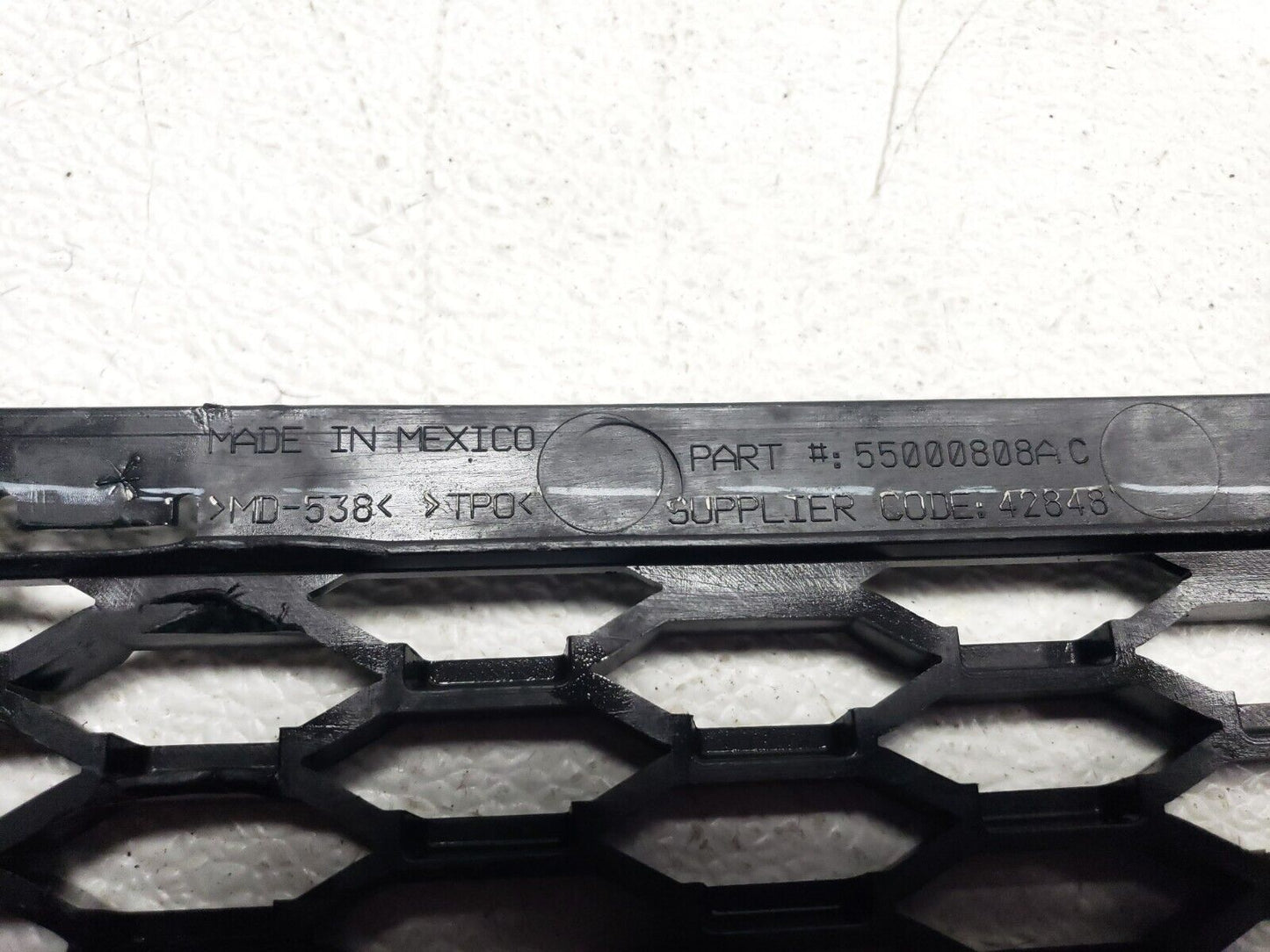 2012 - 2020 Dodge Journey Front Bumper Lower Grille 55000808ac OEM