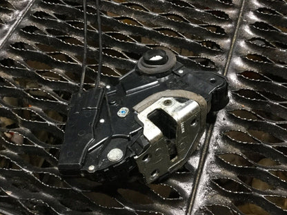 04 05 06 07 08 09 Toyota Prius Front Right Passenger Door Lock Actuator OEM
