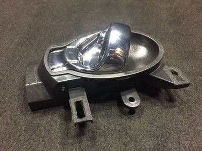 11 12 13 14 Nissan Juke Interior Rear Left Door Handle OEM D30