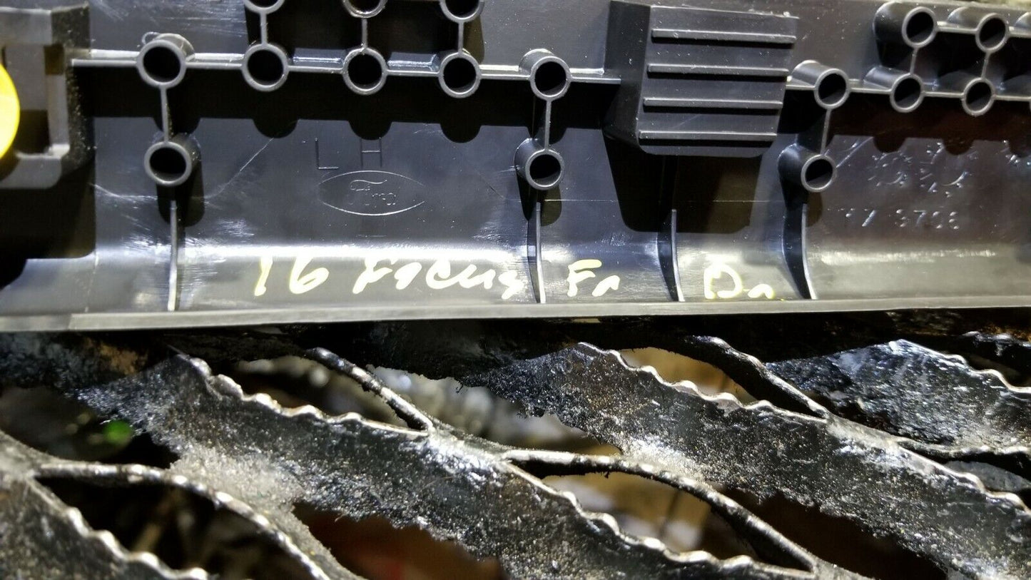 15 16 17 18 Ford Focus Front Left Driver Door Sill Scuff Plate OEM 14k