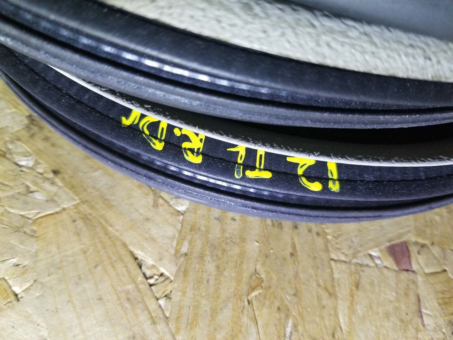 09 10 11 12 13 14 Acura Tl Rear Left Driver Side Door Weatherstrip Seal OEM