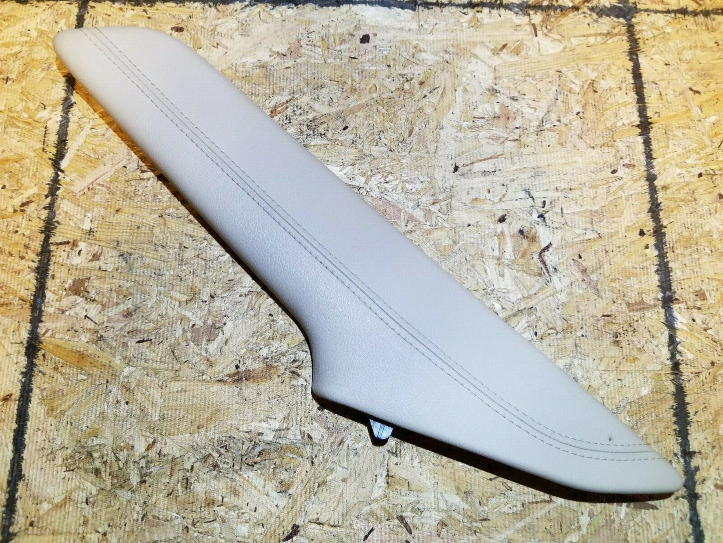 17 18 19 20 Cadillac Xt5 Front Floor Console Trim Left Driver Side OEM 34k