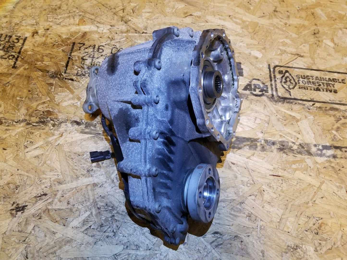11 12 13 14 Dodge Charger 3.6l AWD Transfer Case 52123577aa OEM 72k