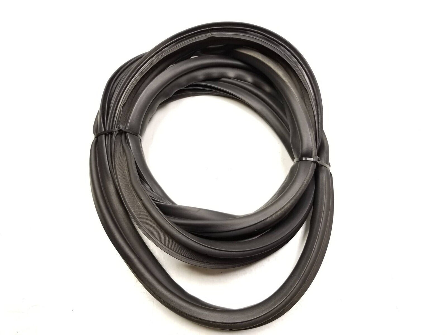 18-21 Hyundai Kona Trunk Weatherstrip Seal OEM 29k Miles