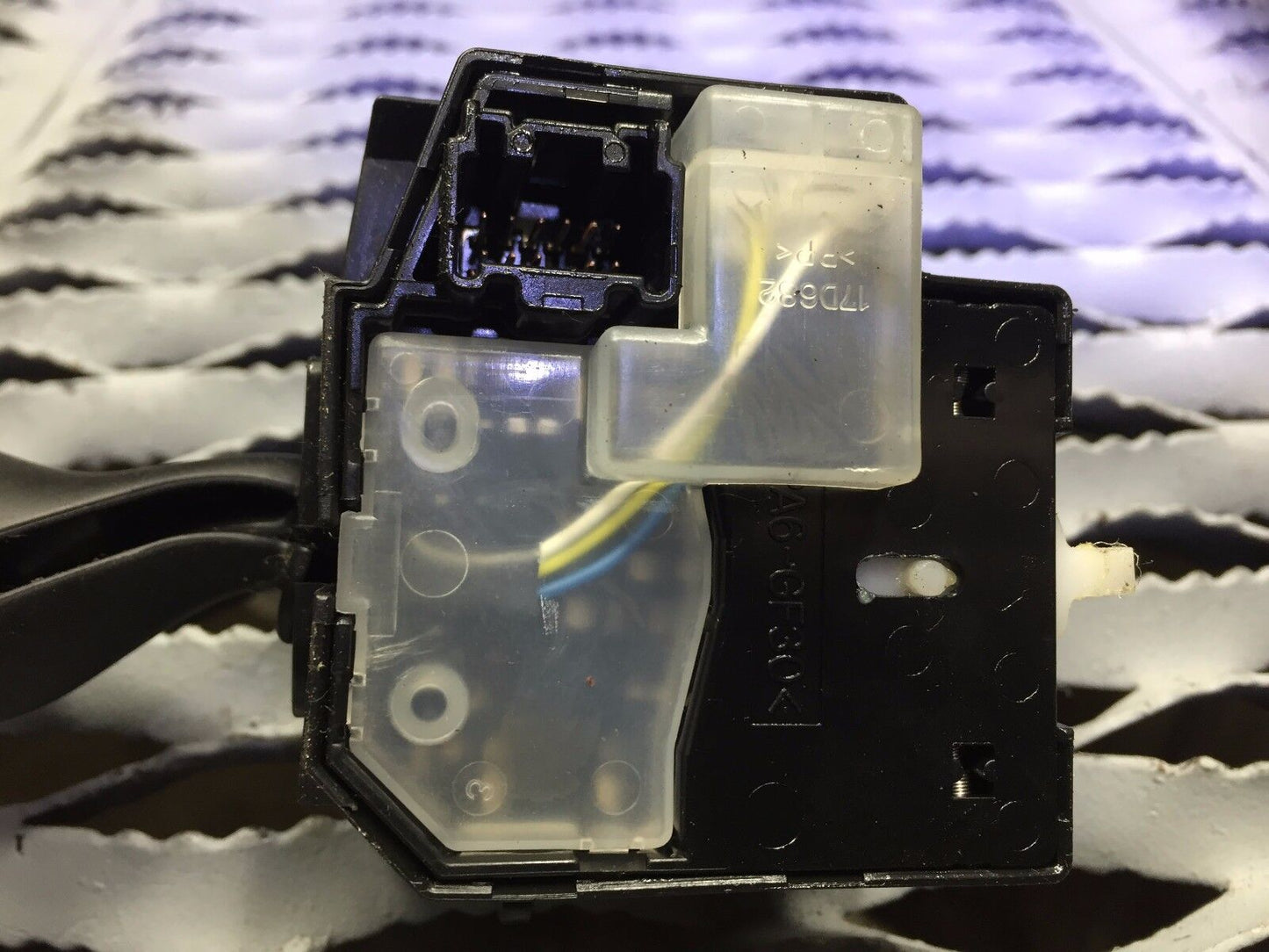 09 10 11 12 13 Mazda 3 Steering Wheel Headlight Lamp Turn Signal Switch OEM