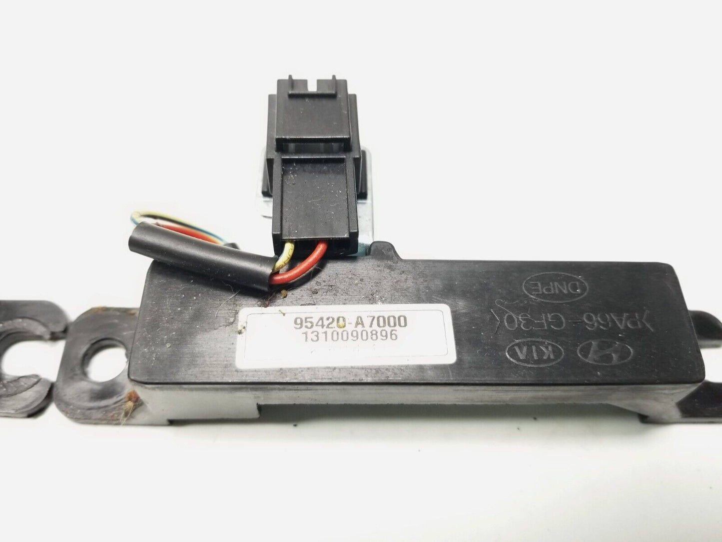 14 15 16 Kia Forte Smartkey Antenna  2pcs OEM