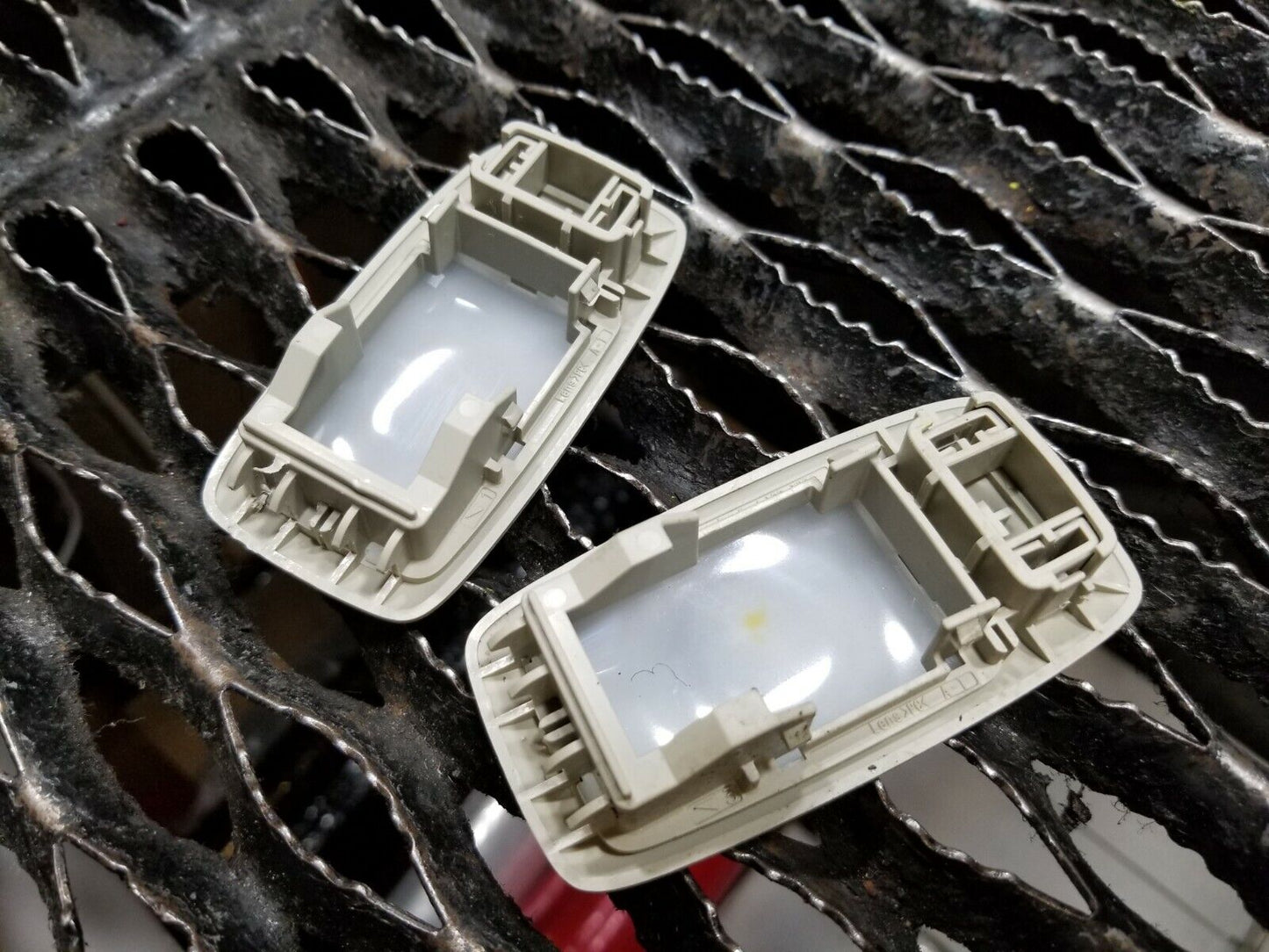 2014 2015 Infiniti Q40 Interior Roof Light 2pcs OEM 34k