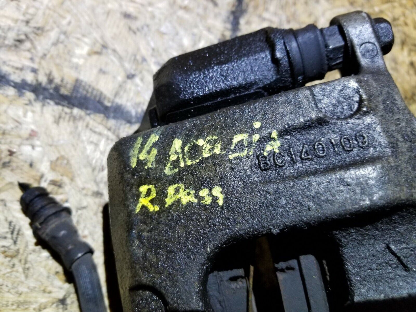13 14 15 GMC Acadia Rear Right Passenger Side Brake Caliper OEM