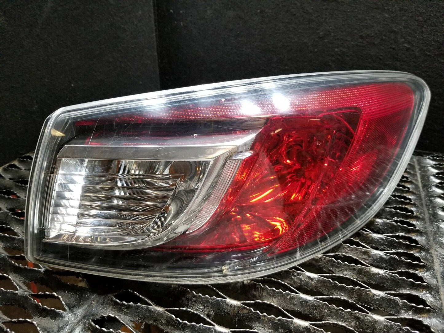 10 11 12 13 Mazda 3 Sedan Tail Light Outer Right Passenger Side OEM