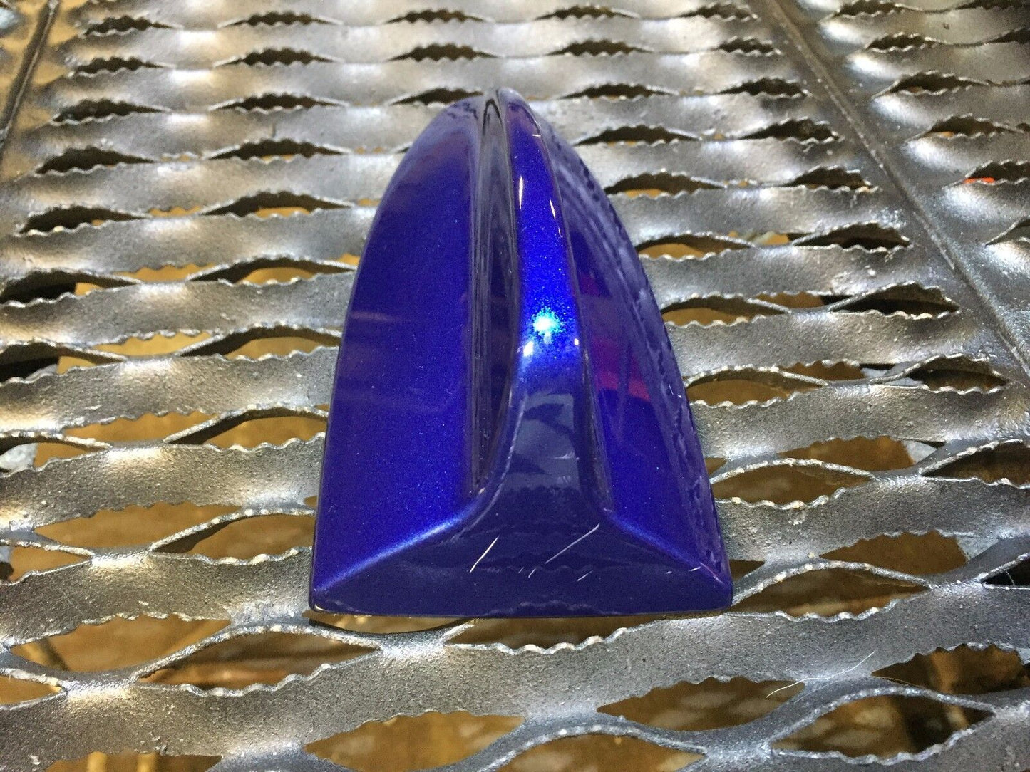 07 08 09 10 11 BMW E90 328xi Roof Shark Fin Antenna Blue OEM 9111314