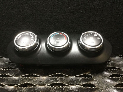 15 16 17 Jeep Renegade A/c Heater Climate Temperature Control OEM 7k Miles