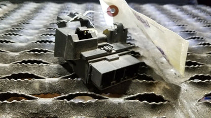 2007 BMW Front Right Passenger Side Seat Memory Control Module 6926435 OEM N17