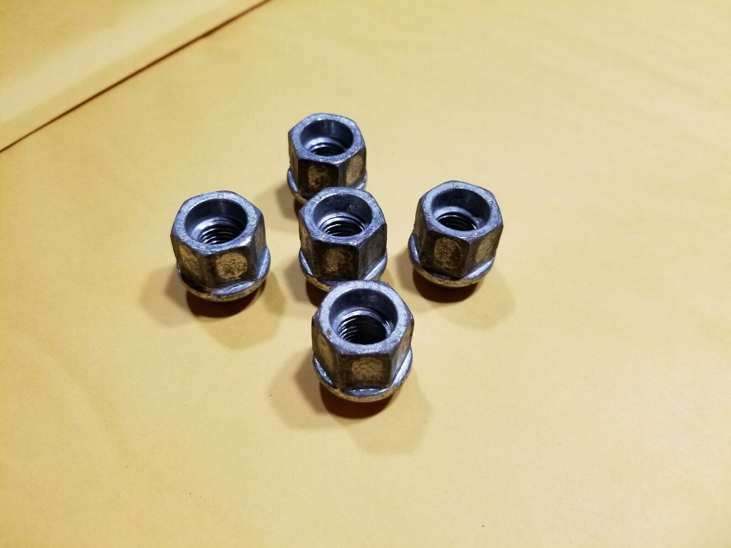 07 08 09 10 Chrysler Sebring Wheel Lug Nut 5pcs OEM