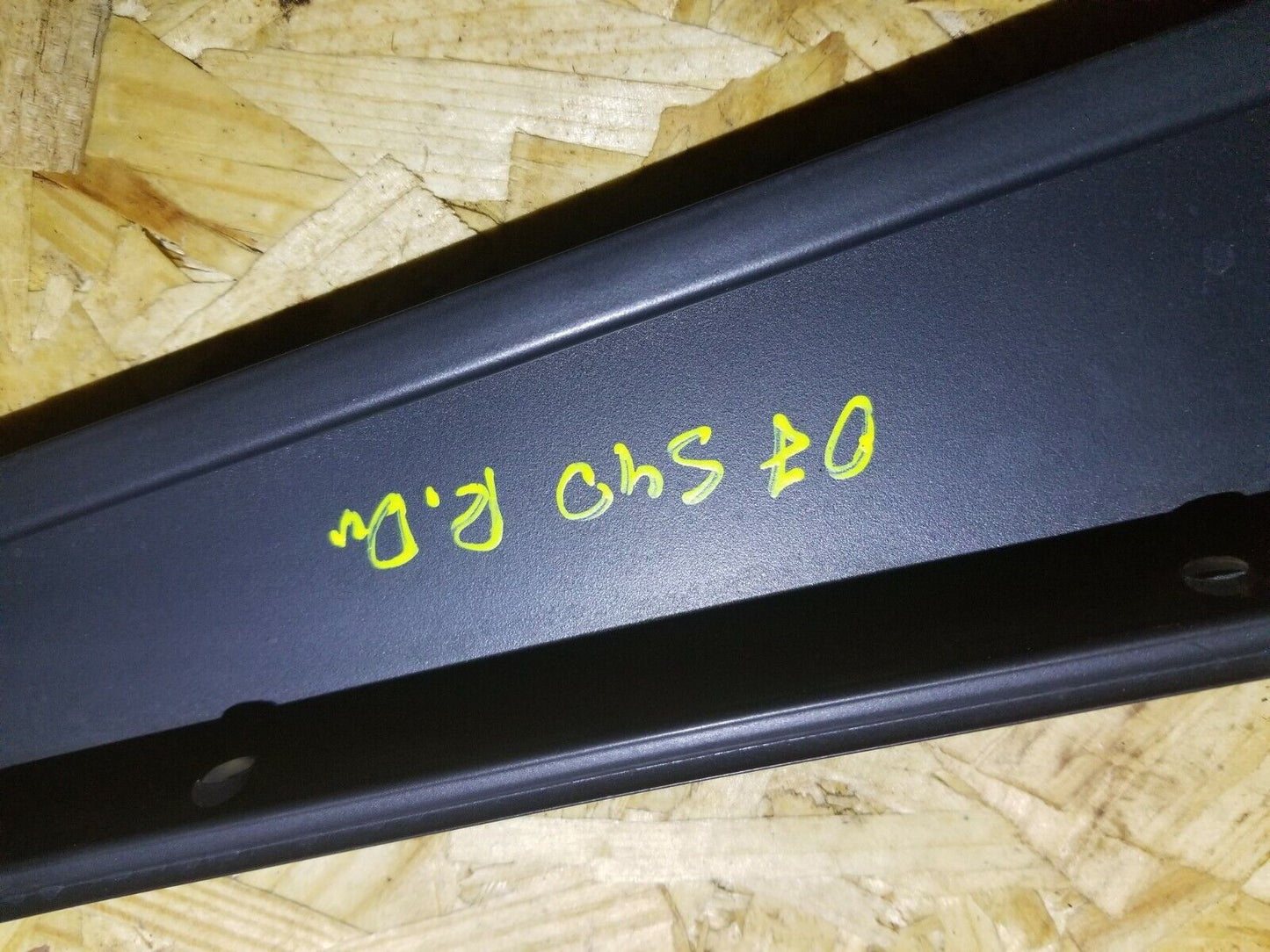 05 06 07 Volvo S40 Rear Left Driver Side Door B Pillar Molding Trim OEM