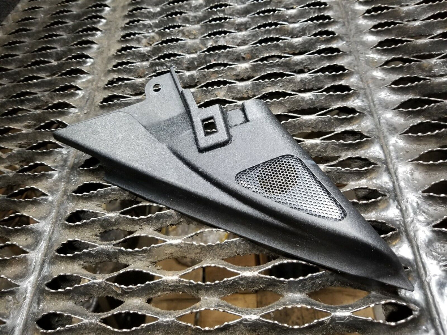 10 11 12 13 Infiniti G37 Coupe Left Driver Door Corner Cover Trim OEM 99k