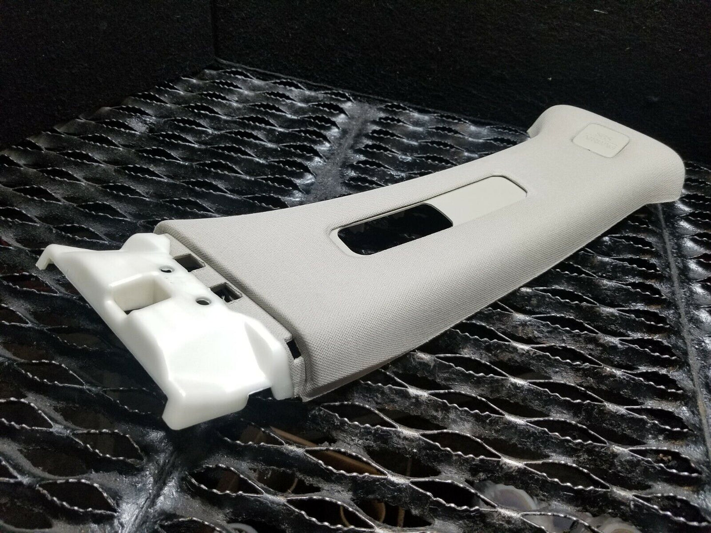 09 10 11 12 13 14 Nissan Maxima Center Upper B Pillar Cover Right Pass Side OEM
