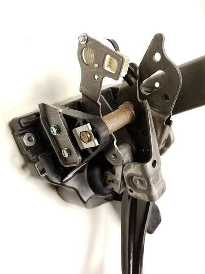 18 19 20 21 Chevrolet Equinox Brake Stop Foot Pedal W/ Bracket Support  OEM