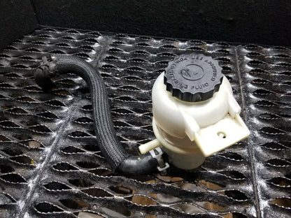 11 12 Dodge Caliber Power Steering Fluid Reservoir  OEM