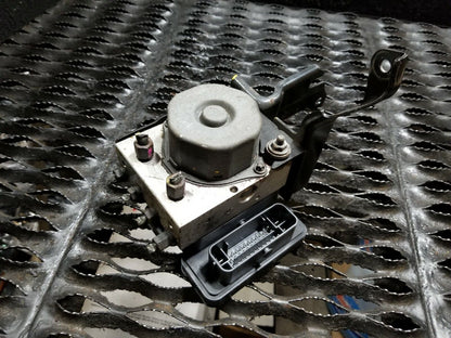 13 14 15 16 Nissan Versa ABS Anti Lock Brake Pump OEM 95k