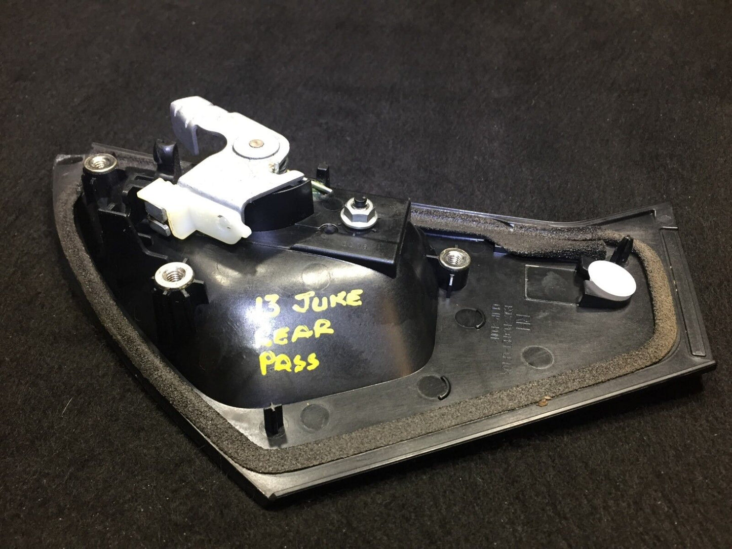 11 12 13 14 Nissan Juke Exterior Rear Right Door Handle OEM D30