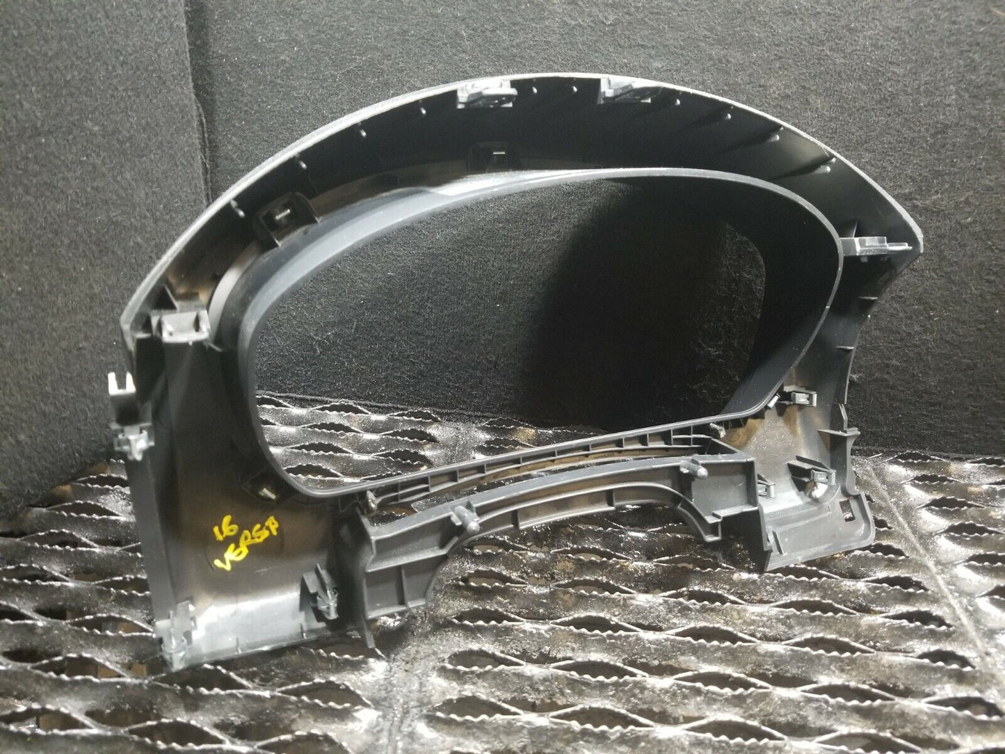 13 14 15 16 17 Nissan Versa Speedometer Instrument Cluster Bezel Trim OEM