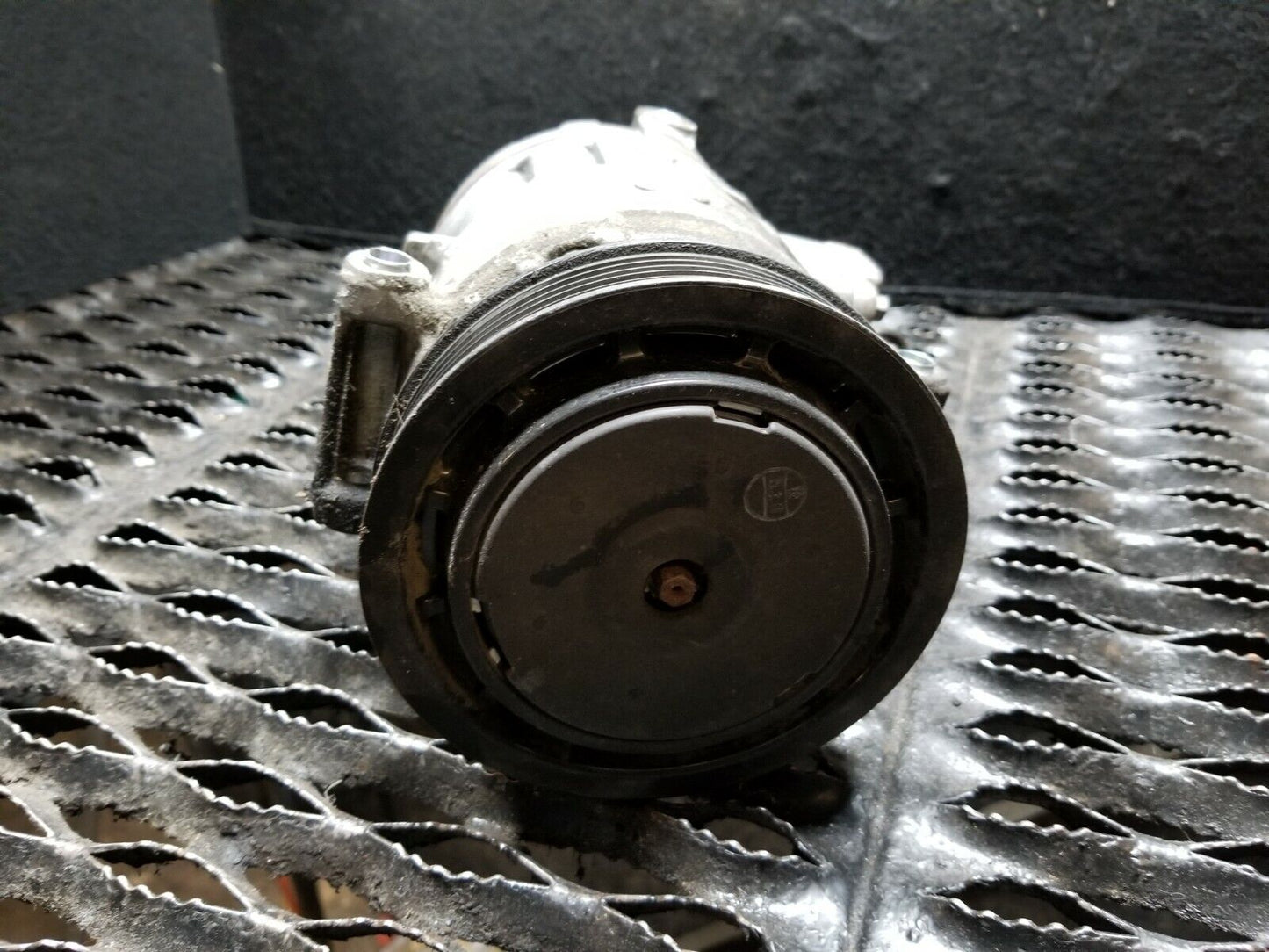 11 12 13 14 15  Audi Q7 3.0l AC A/c Compressor OEM 87k Miles