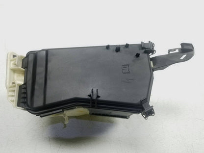 2011 - 2015 Mercedes E350 W212 Front Fuse Relay Box Housing Cover OEM