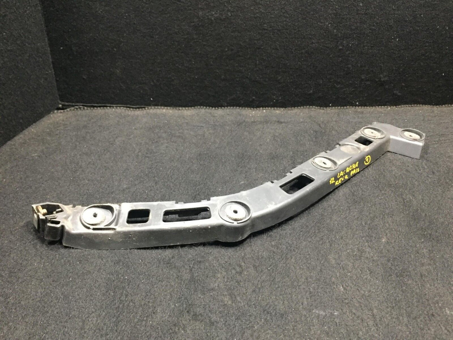 11 12 13 Buick Lacrosse Raer Bumper Outer Bracket Mount Passenger Side OEM D29