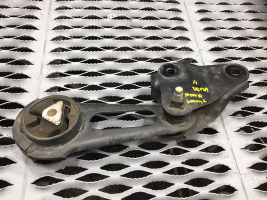 14 15 16 17 Nissan Versa Sdn Engine Motor Mount Right Passenger Side OEM