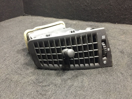 03 04 05 06 07 Cadillac CTS Dash A/c Heater Air Vent Front Left Driver OEM