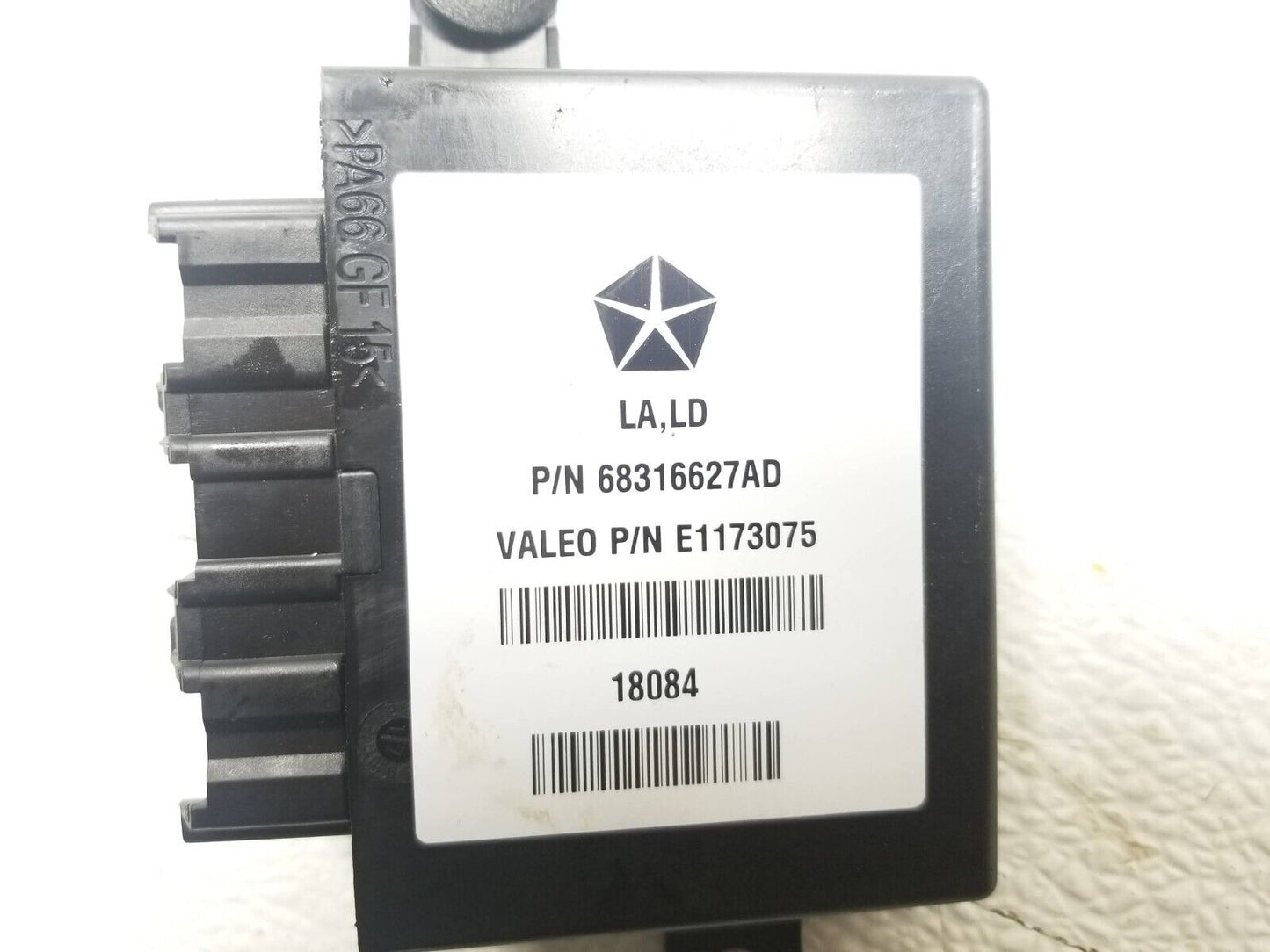 15 16 17 18 Dodge Challenger Park Assist Control Module 68316627ad OEM 36k Miles