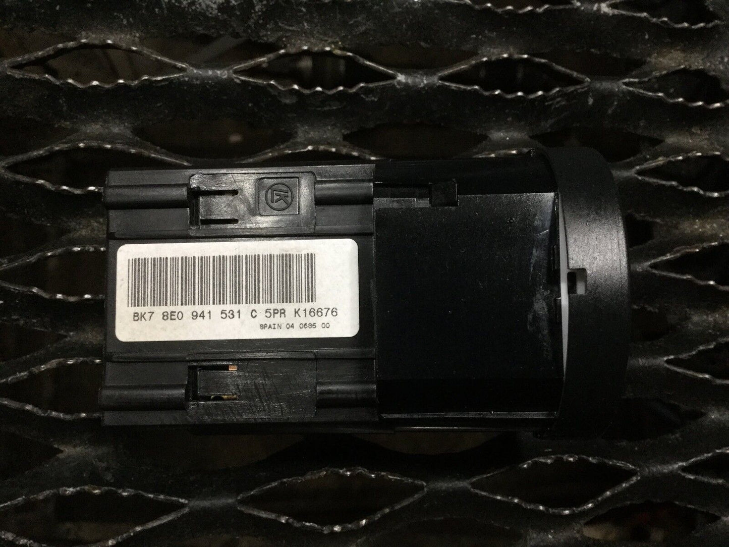 05 06 07 08 Audi A4 B7 Headlight Control Switch OEM