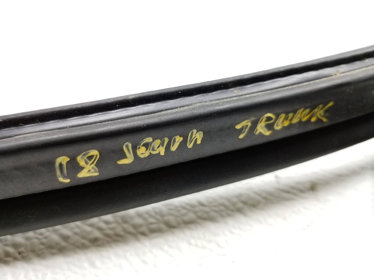 14 15 16 17 18 Dodge Journey Trunk Tailgate Wetherstrip Seal OEM 55k