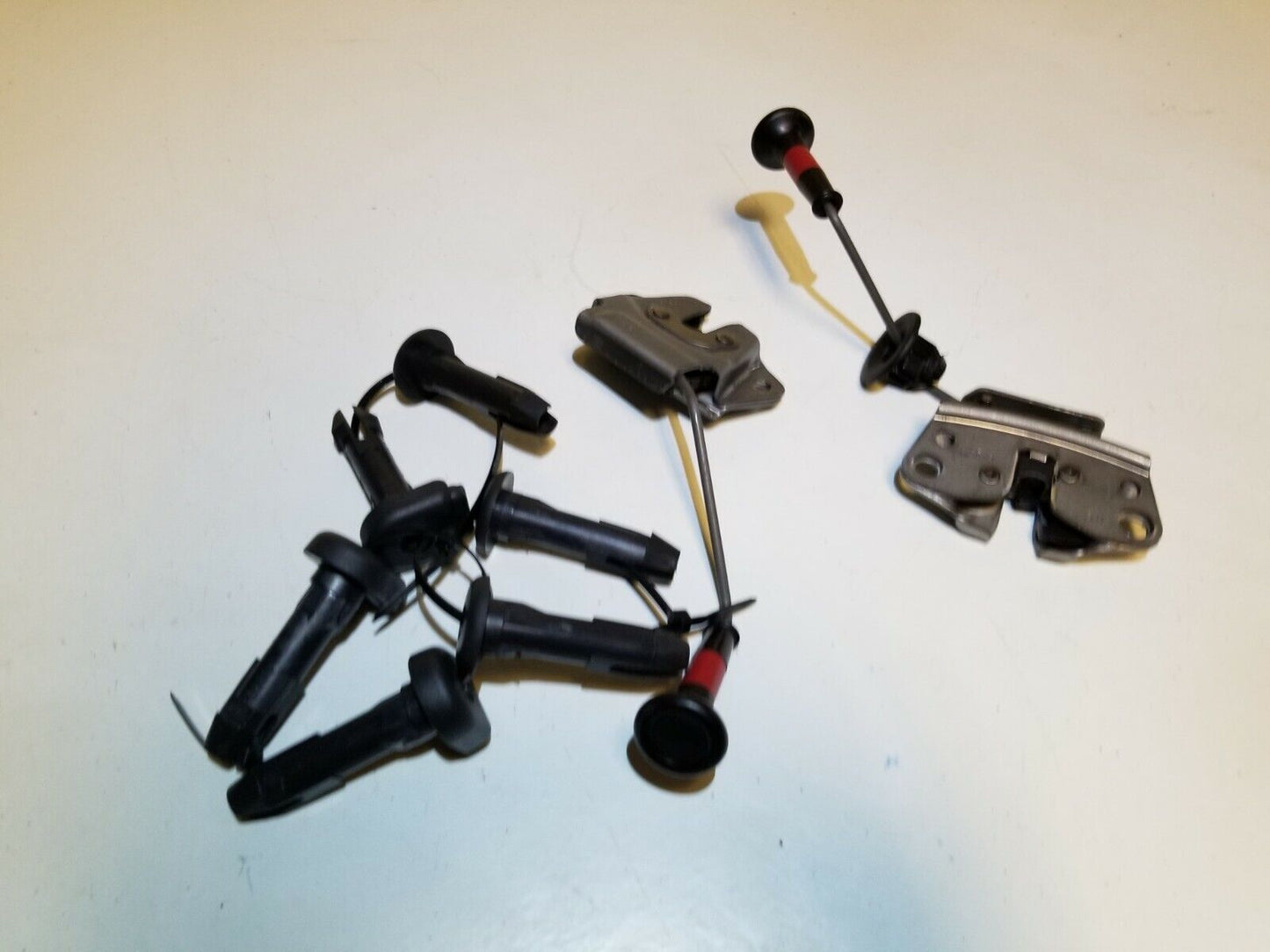 13 14 15 Subaru Xv Crosstrek Rear Seat Fold Lock & Headrest Guides OEM 86k