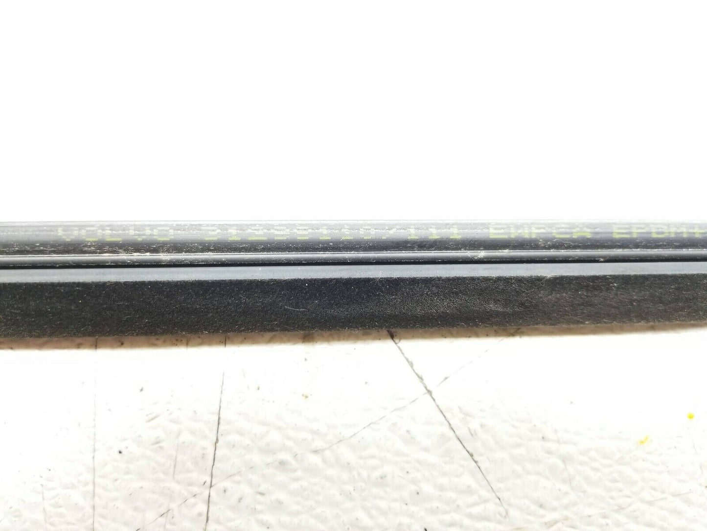 10 11 12 13 Volvo XC60 Rear Right Pass Door Window Belt Seal Molding OEM