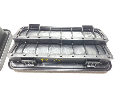 09 10 11 12 Volkswagen Cc Quarter Air Drafter Pressure Vent Lh & Rh OEM
