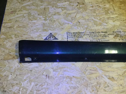 99 00 01 02 03 Mercedes W163 Ml320 Rocker Panel Skirt Molding Passenger Side OEM