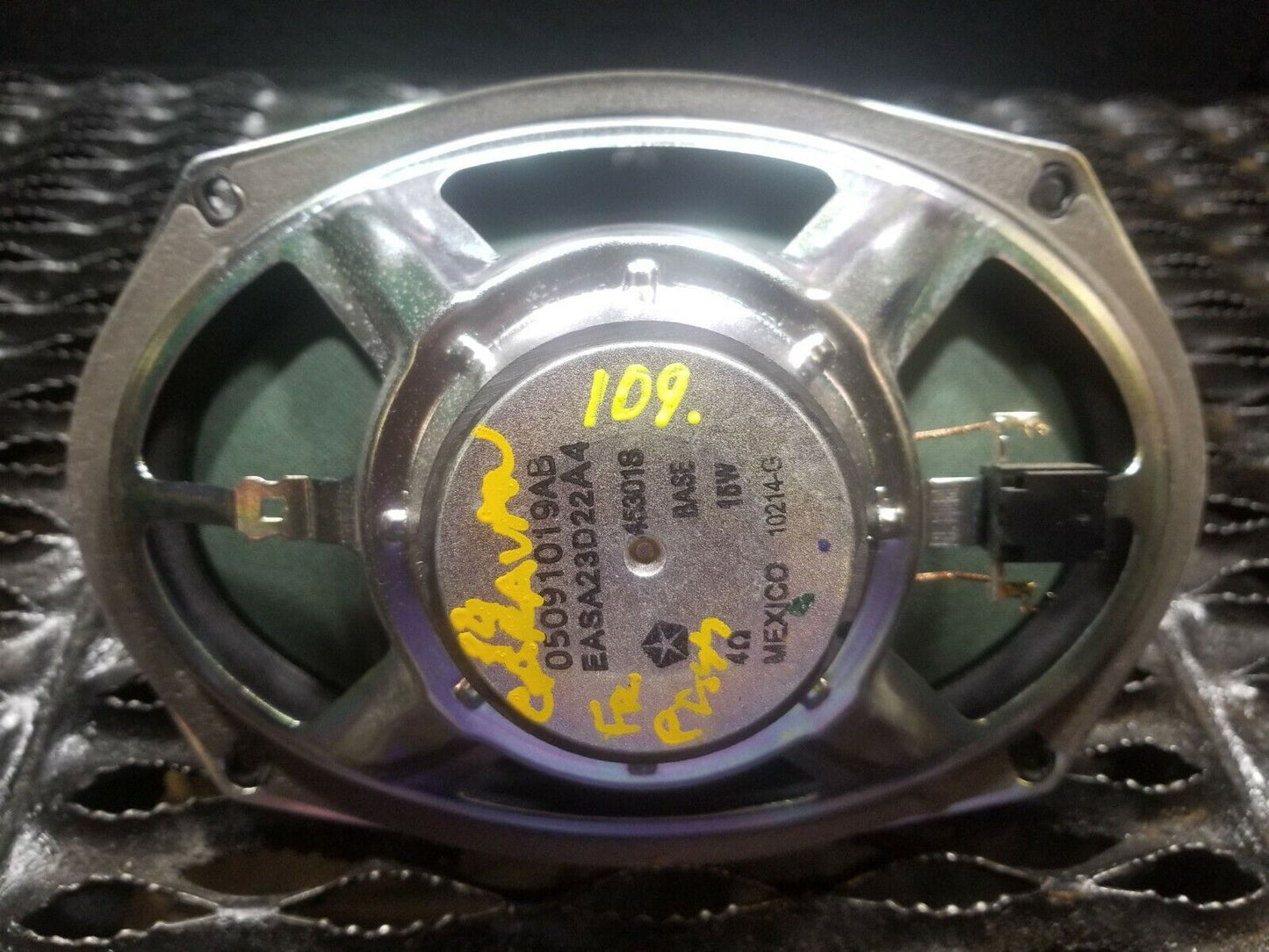 14 2014 Dodge Caravan Front Right Pass Door Audio Speaker OEM #109